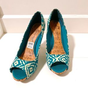 Teal Christian Siriano for Payless Peep Toe Heels Size 7 1/2